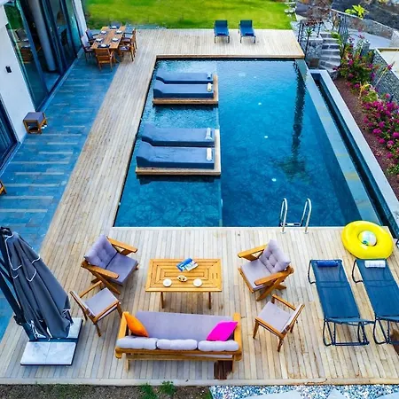 Luxury With Pool In Toscana Yalikavak * بودروم
