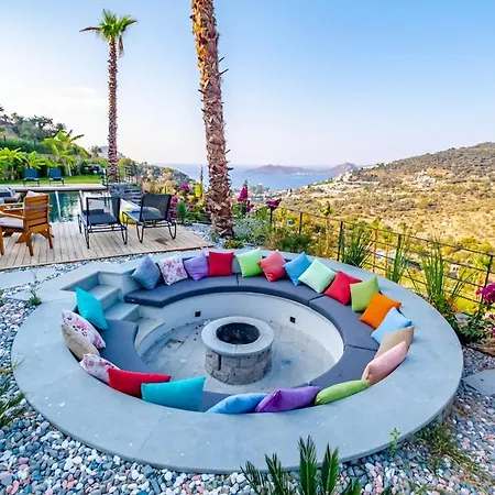 Luxury With Pool In Toscana Yalikavak فيلة *