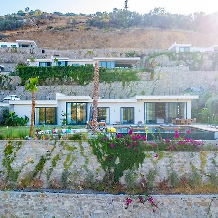 Luxury With Pool In Toscana Yalikavak * بودروم
