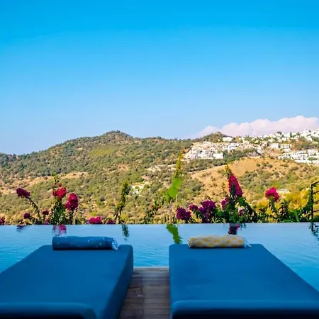 Luxury With Pool In Toscana Yalikavak فيلة *