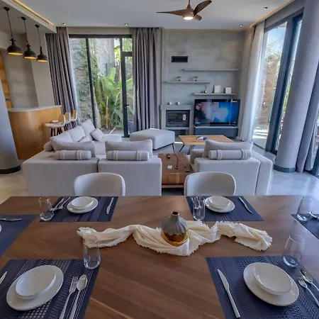 Luxury With Pool In Toscana Yalikavak فيلة *